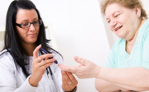 470127-A-cada-dia-muitas-pessoas-recebem-o-diagnóstico-de-pre-diabetes.